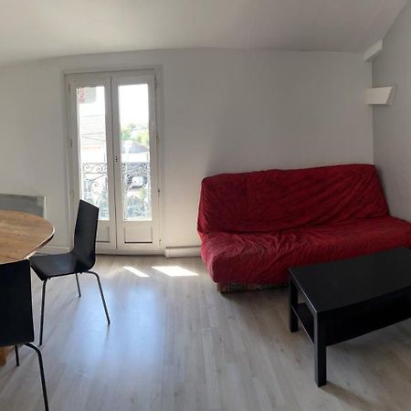 Appartement Simple Sur Argenteuil, Proche Paris Exterior foto