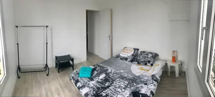 Appartement Simple Sur Argenteuil, Proche Paris Exterior foto